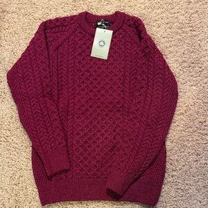 Women’s merino wool Crewneck Sweater - Deep Red